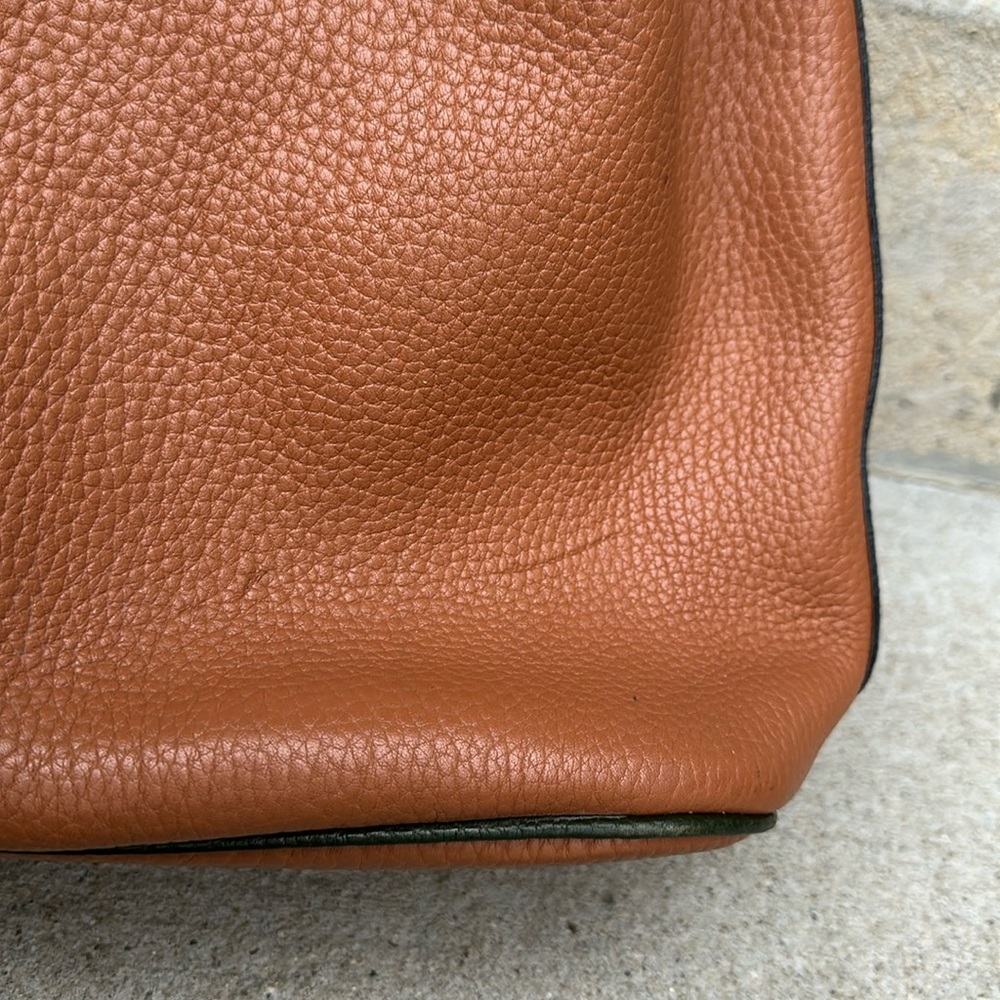 Vintage 1980s Dooney & Bourke all weather pebbled leather drawstring bag - Picture 9 of 14